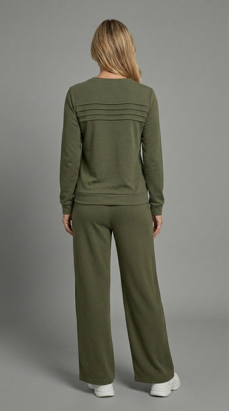 Serene Lounge Set – Soft Top & Drawstring Pants