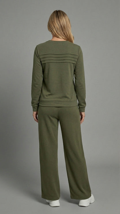 Serene Lounge Set – Soft Top & Drawstring Pants