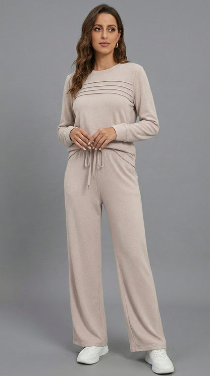 Serene Lounge Set – Soft Top & Drawstring Pants
